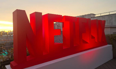 Warner Bros. Discovery : Netflix entrerait en nÃ©gociations exclusives 